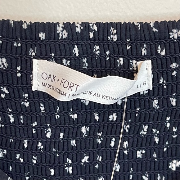 Oak and Fort NWT Floral Peplum Top Shirt - Picture 2 of 6